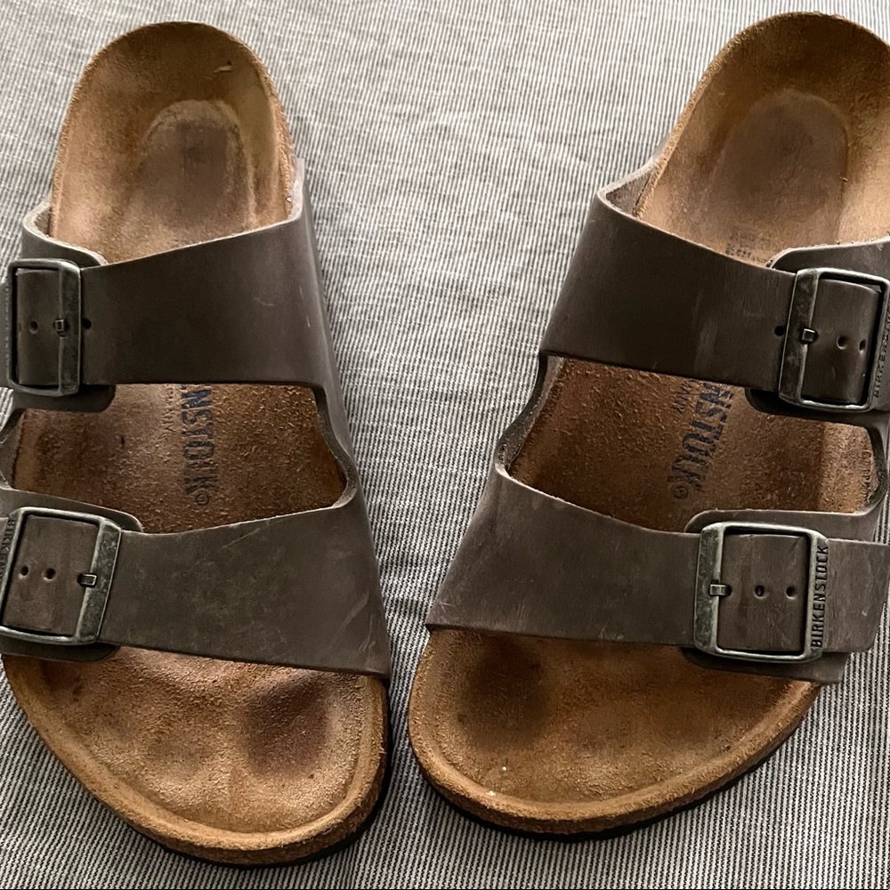 Birkenstock Arizona Soft Footbed Oiled Leather Sandals Iron-Size 41/W 10-10.5